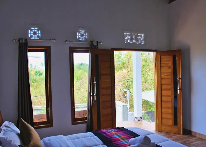 ゲストハウス Wahyu Masari Sakti